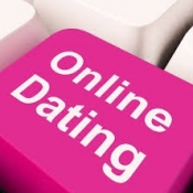 Online dating bespaart geld en is de manier om partner te vinden